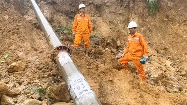 Hơn 86% khách hàng của EVNNPC thanh toán không dùng tiền mặt