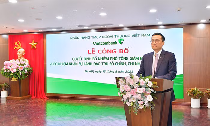  Vietcombank công bố các quyết định bổ nhiệm Phó Tổng Giám đốc và nhân sự lãnh đạo tại Trụ sở chính, Chi nhánh -0