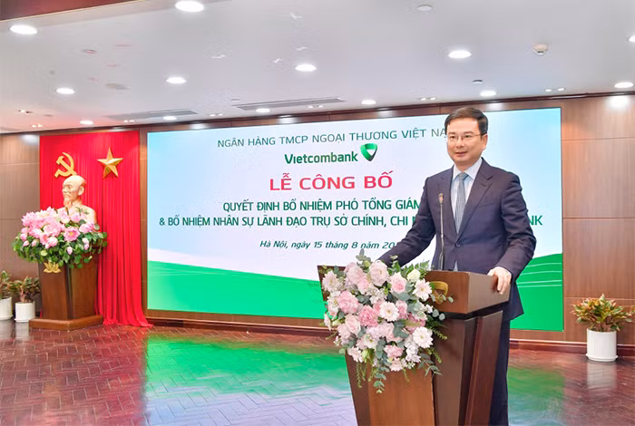 Vietcombank công bố các quyết định bổ nhiệm Phó Tổng Giám đốc và nhân sự lãnh đạo tại Trụ sở chính, Chi nhánh -0