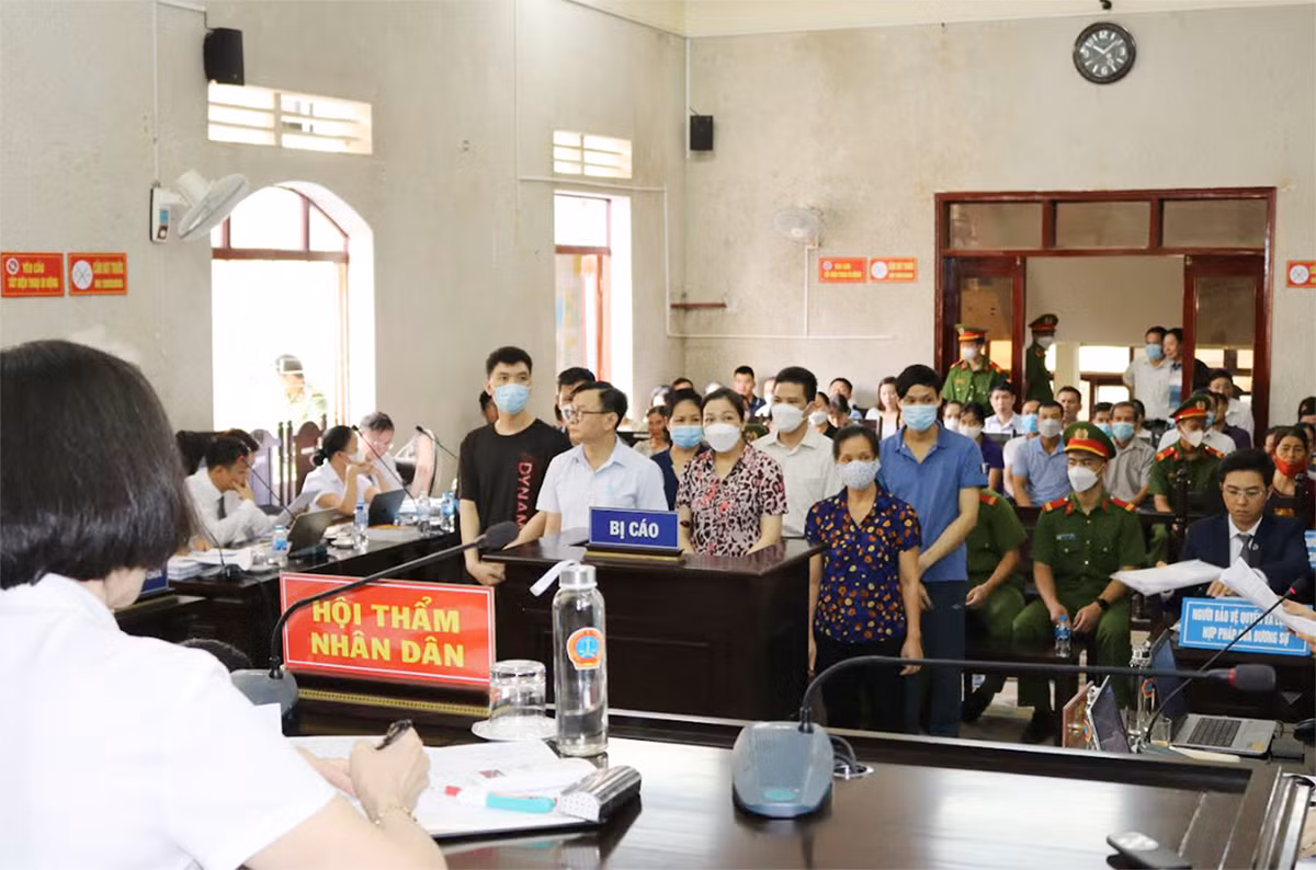 Xét xử nhóm cán bộ bồi thường sai trong dự án nâng cấp sân bay Điện Biên -0