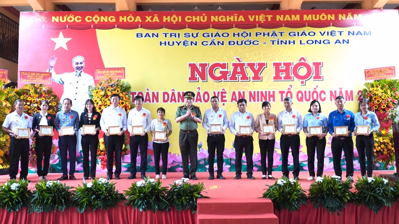 Chùa Long Hoa-đơn vị điểm của tỉnh tổ chức Ngày hội toàn dân bảo vệ ANTQ năm 2023 -0