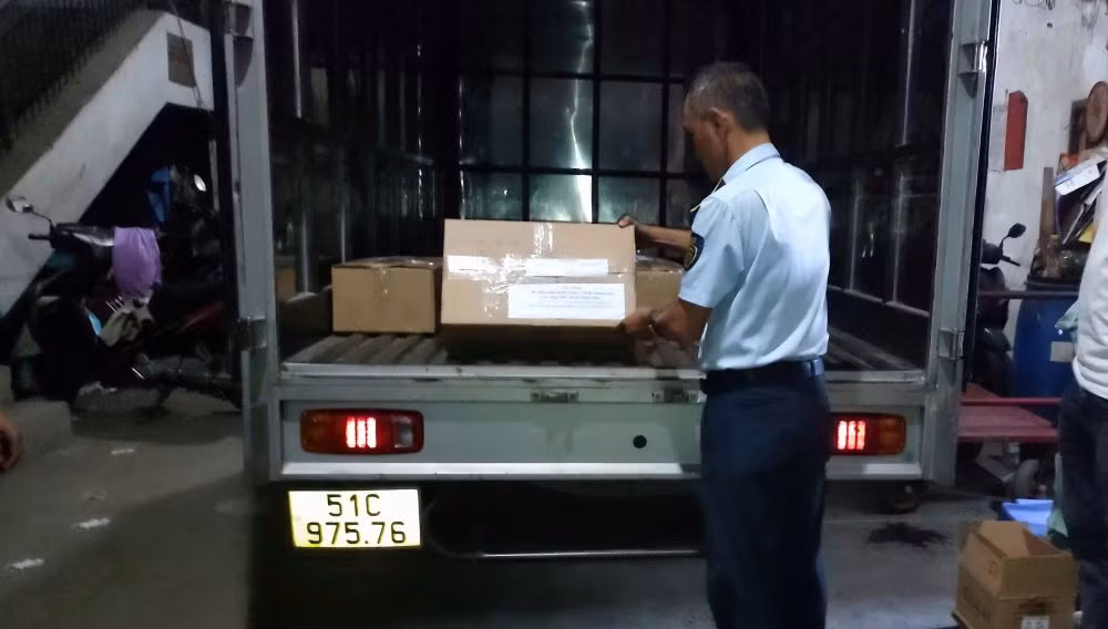 Phát hiện 4 điểm kinh doanh hàng ngũ kim vi phạm trị giá gần 1,5 tỷ đồng -0