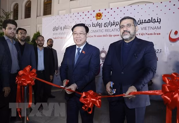 Chủ tịch Quốc hội dự khai mạc Tuần lễ Văn hóa Việt Nam tại Iran -0