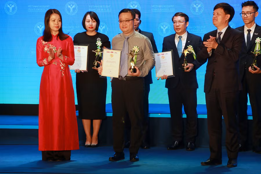 Petrovietnam và PVFCCo được tôn vinh 