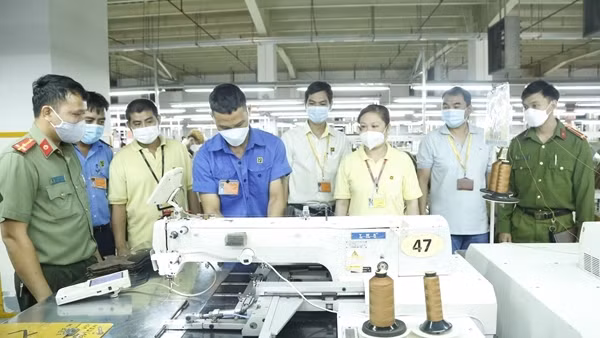 Bình Dương có 1.021 Đội công nhân xung kích bảo vệ ANTT trong doanh nghiệp