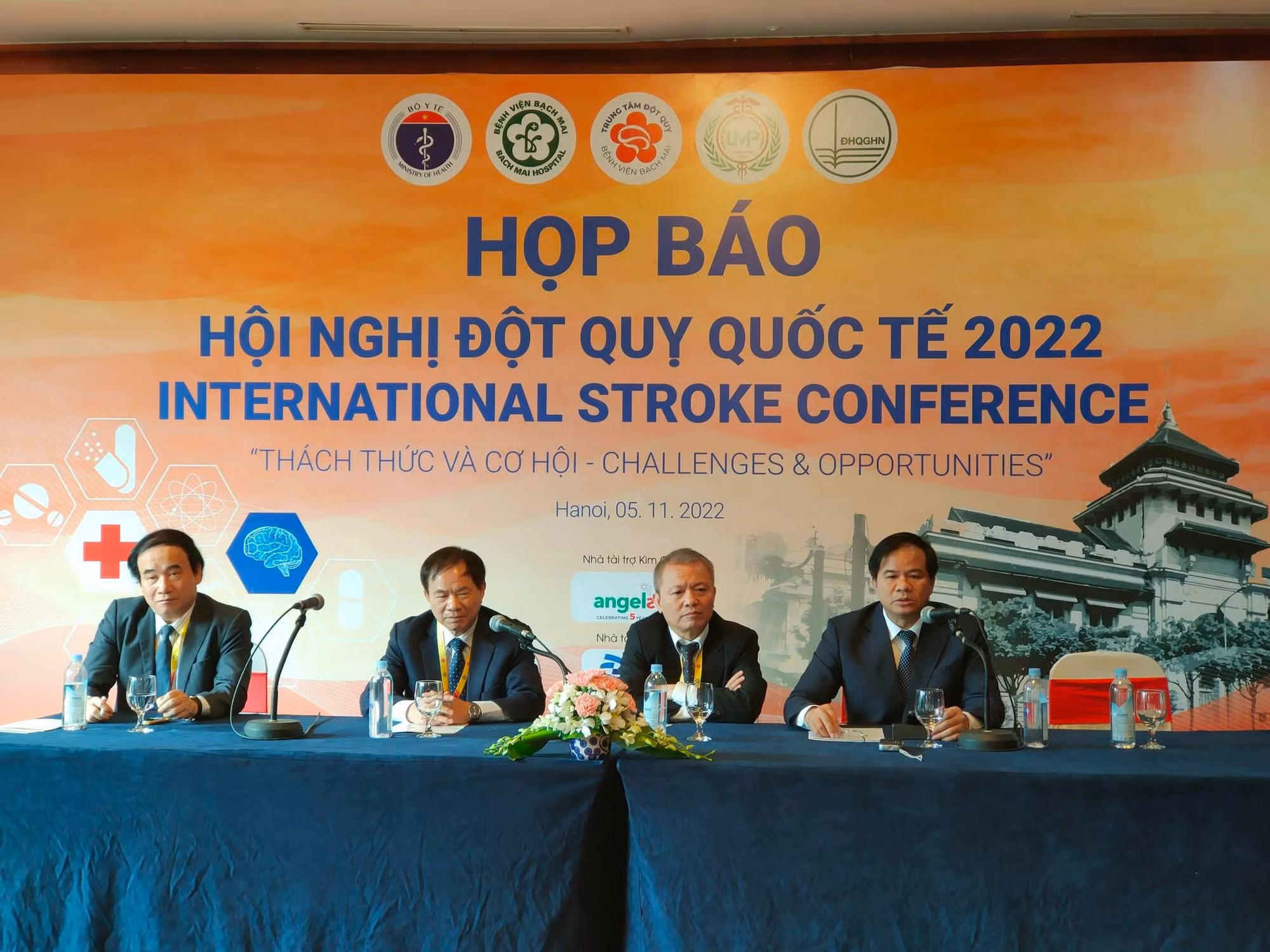 Nhiều người trẻ bị đột quỵ do tăng huyết áp mà không biết -0