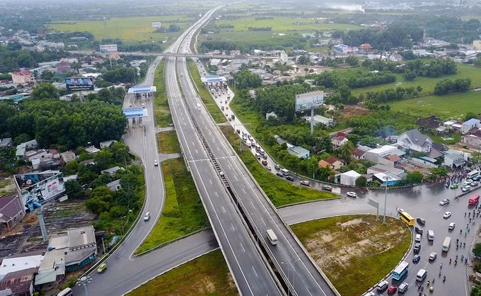Bộ GTVT chốt lộ trình triển khai cao tốc Bắc - Nam giai đoạn 2 -0