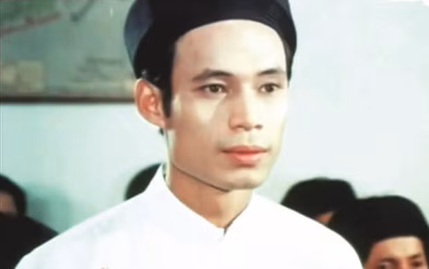 ns ưt tiến hợi trong vai nguyễn tất thành.jpeg -0