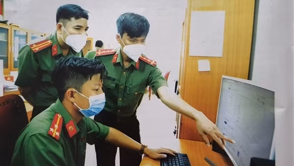 Lừa đảo hàng chục nạn nhân qua phương thức cho vay tiền qua mạng ảnh 3