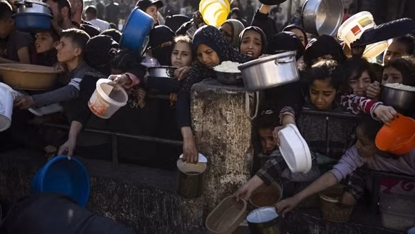 Gần 30 người chết vì bị tấn công khi nhận cứu trợ ở Gaza