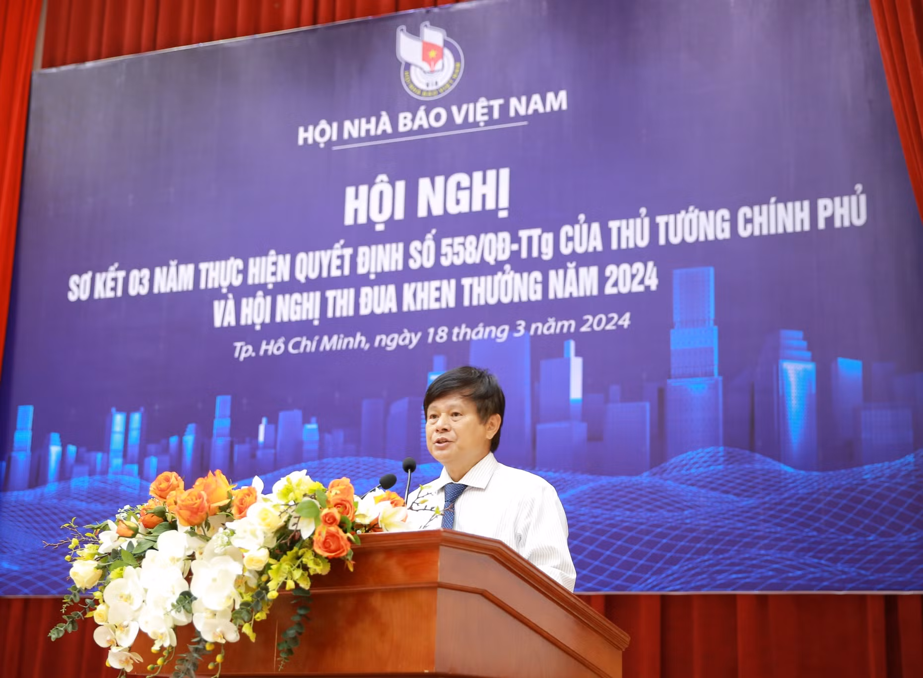 Chương trình hỗ trợ hoạt động sáng tạo văn học nghệ thuật, báo chí vẫn còn không ít vướng mắc -0