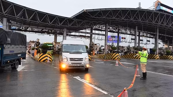 Sốc với hàng loạt bất cập trên cao tốc dù đã chỉ tên nhưng chưa được ngành giao thông khắc phục