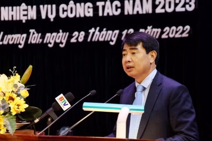 le tuan hong.jpg -0