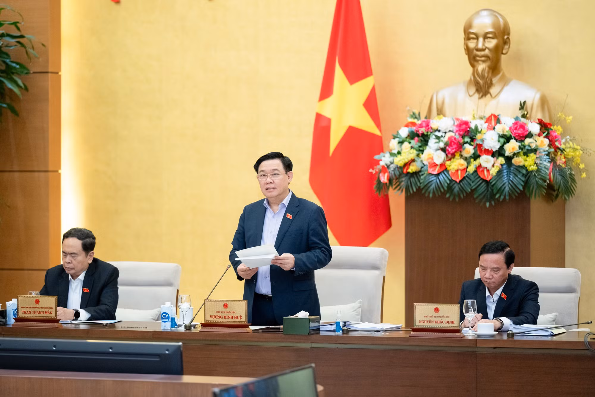 Nhất trí thành lập các phường, TP tại Bình Dương và Tiền Giang -1