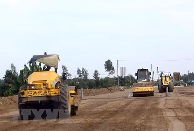 Chính sách kinh tế mới bắt đầu có hiệu lực từ tháng Năm tới -0