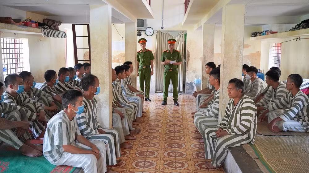 Ngóng đợi ngày về -0