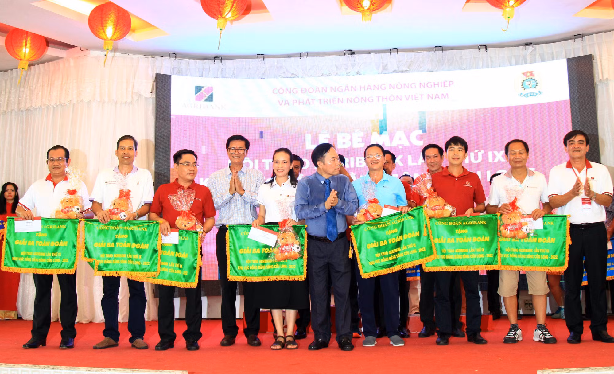 Bế mạc Hội thao Agribank lần thứ IX khu vực Đồng bằng sông Cửu Long năm 2022 -2