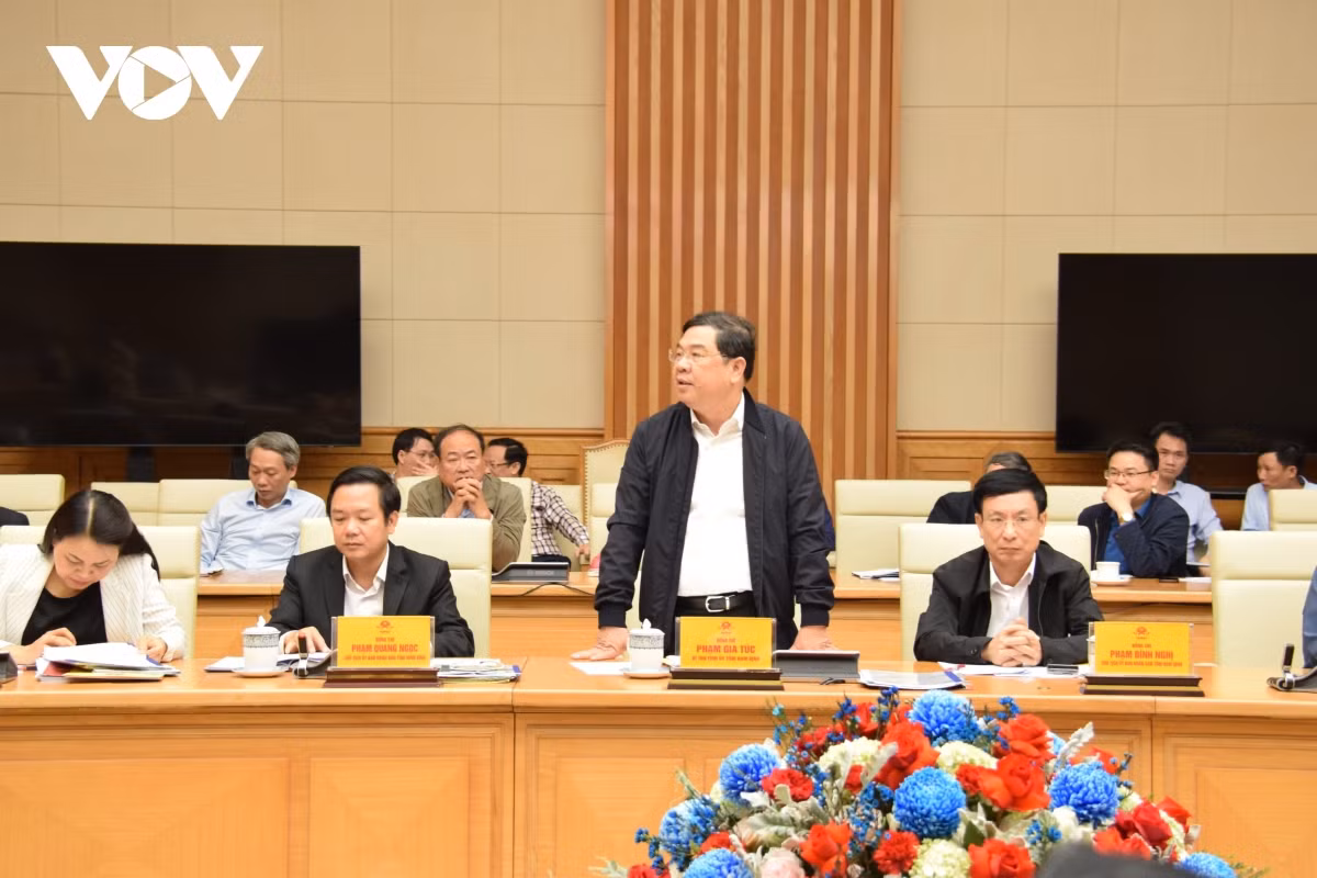 Thủ tướng: Đã là cao tốc thì phải có 4 làn đường hoàn chỉnh, vận tốc đạt 100km/h -0