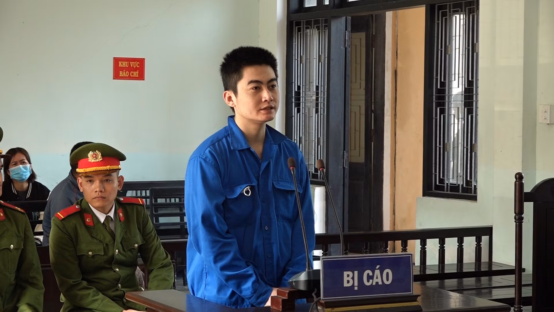 Được trả tiền công bằng ma túy, con nghiện lãnh 14 năm tù -0