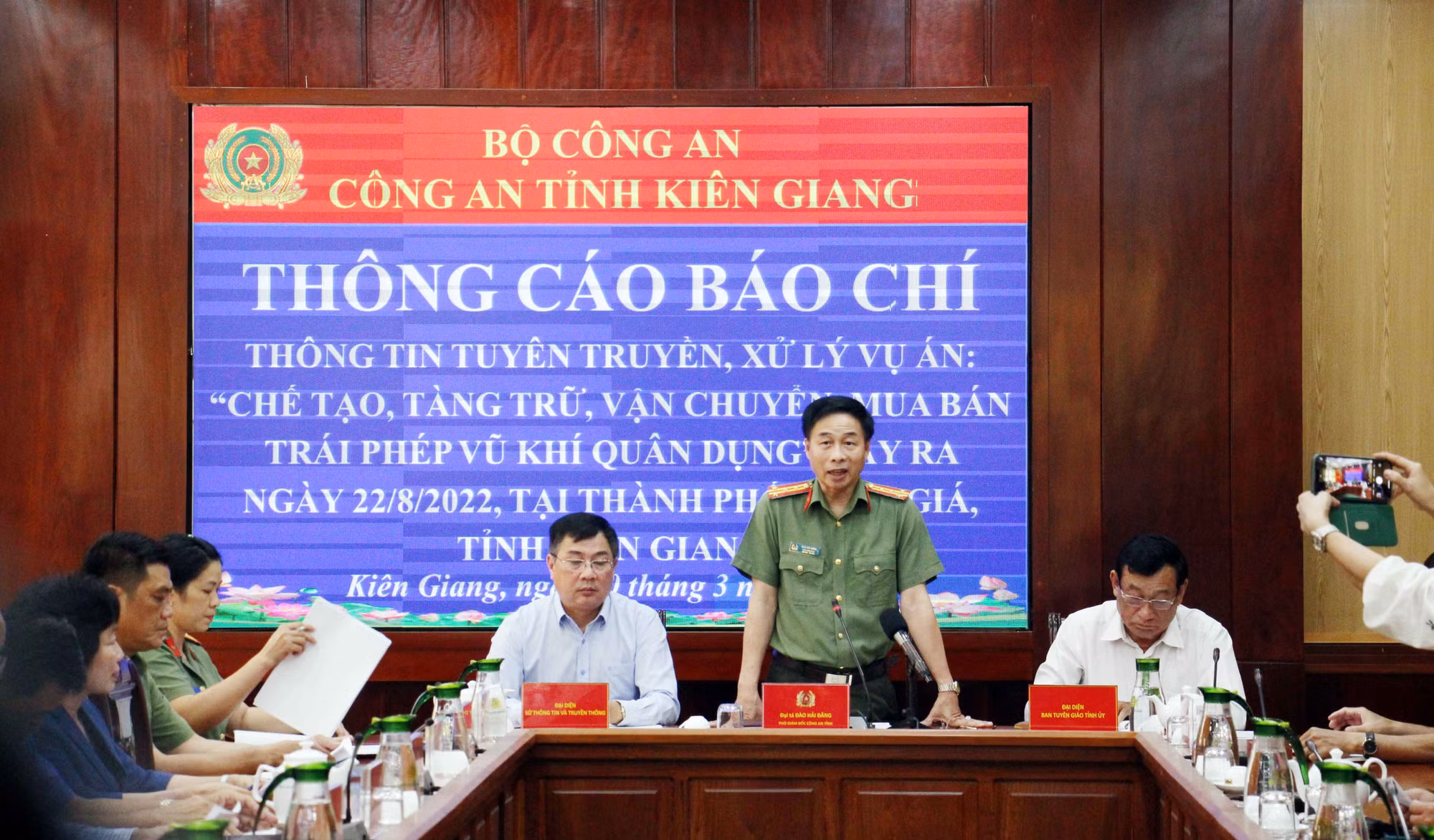 Quản lý, kiểm tra chặt dịch vụ chuyển phát hàng hóa -0