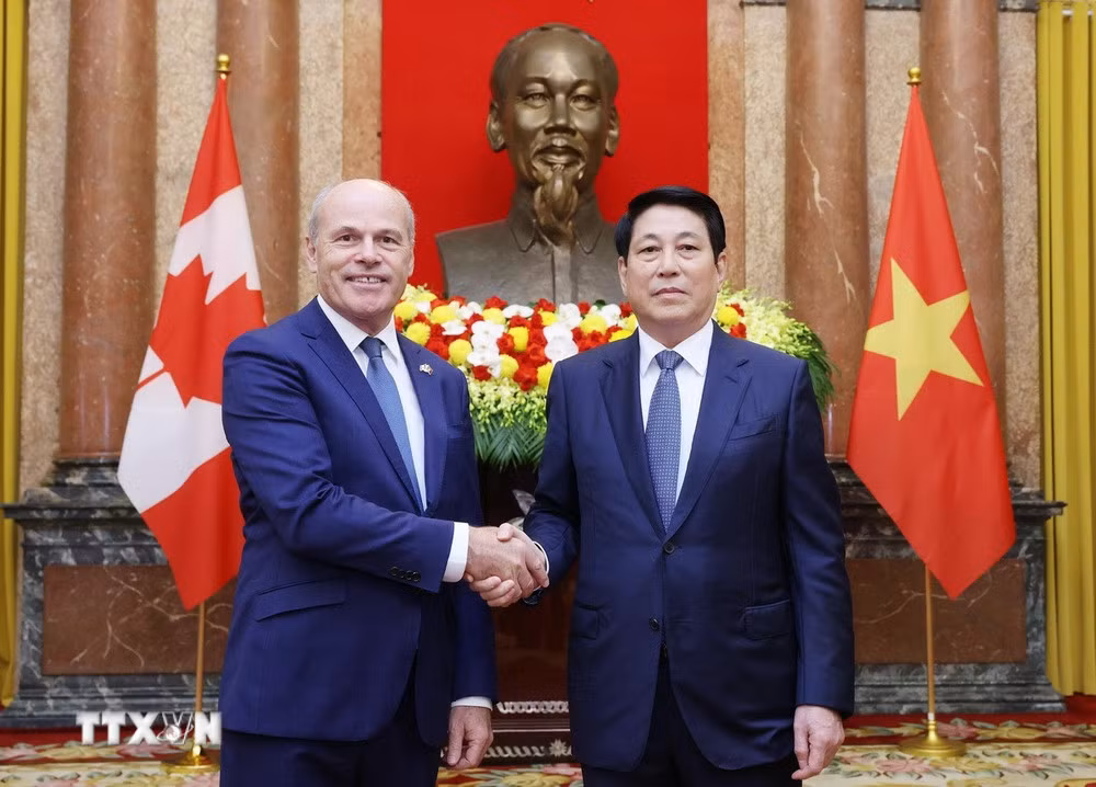 Chủ tịch nước: Việt Nam luôn mong muốn phát triển quan hệ hữu nghị với các nước -0