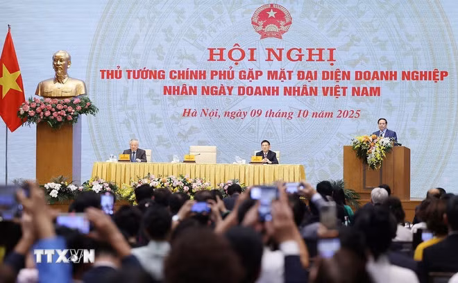 Thủ tướng đề nghị doanh nghiệp, doanh nhân Việt Nam thực hiện 
