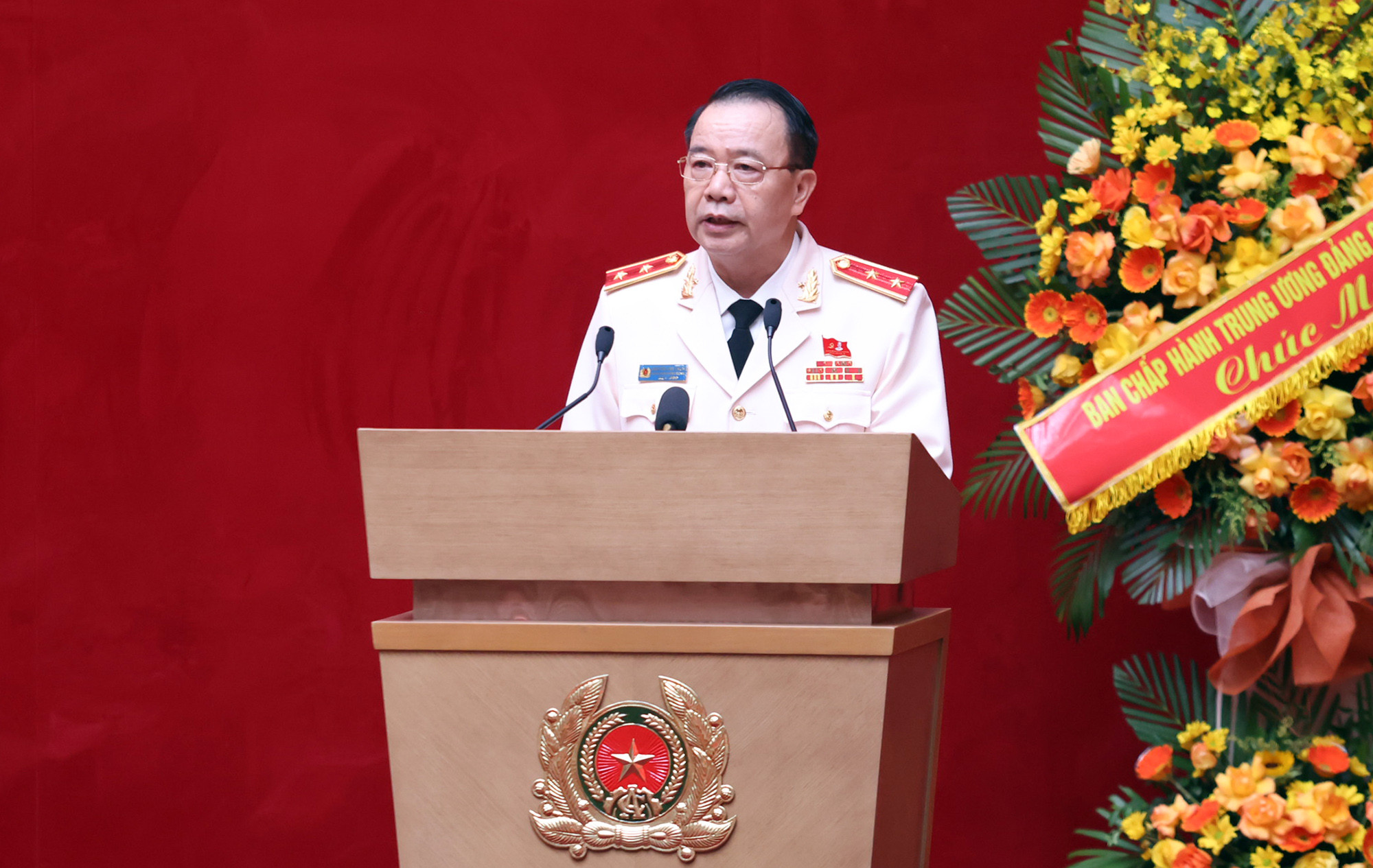 Đại hội đại biểu Đảng bộ Công an Trung ương lần thứ VIII thảo luận tại hội trường -0