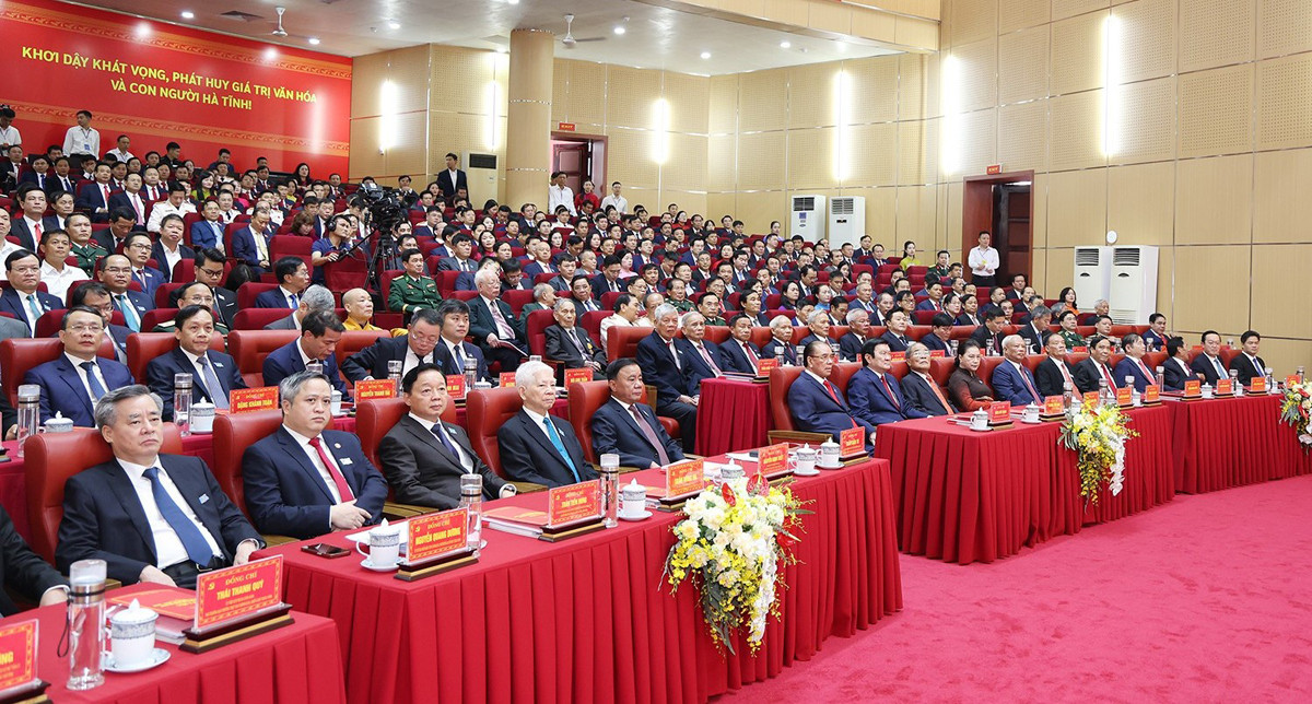 Thường trực Ban Bí thư: Đưa Hà Tĩnh thành cực tăng trưởng mới của vùng Bắc Trung bộ -0