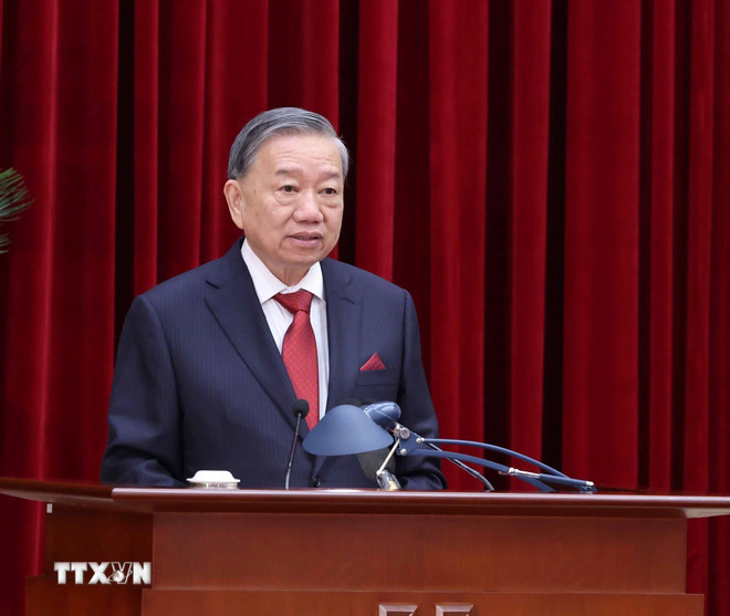 Biểu quyết giới thiệu nhân sự Ban chấp hành Trung ương khóa XIV -0