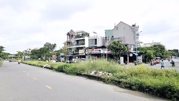 TP Hồ Chí Minh: Nhà đất tái định cư nơi dư thừa, nơi thiếu