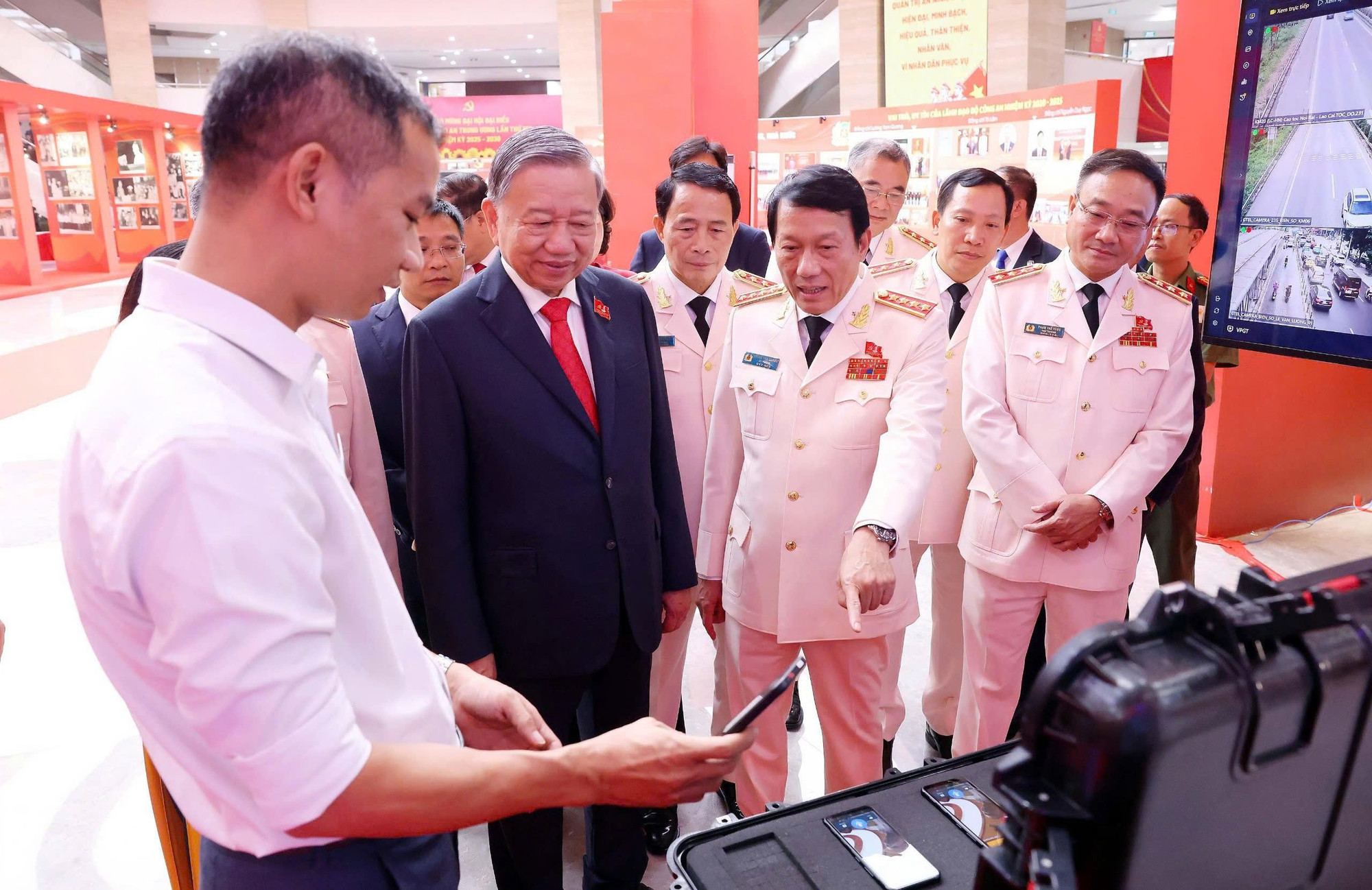 Toàn cảnh Đại hội đại biểu Đảng bộ Công an Trung ương lần thứ VIII -3