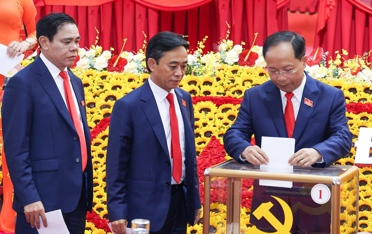 Thường trực Ban Bí thư: Đưa Hà Tĩnh thành cực tăng trưởng mới của vùng Bắc Trung bộ -0