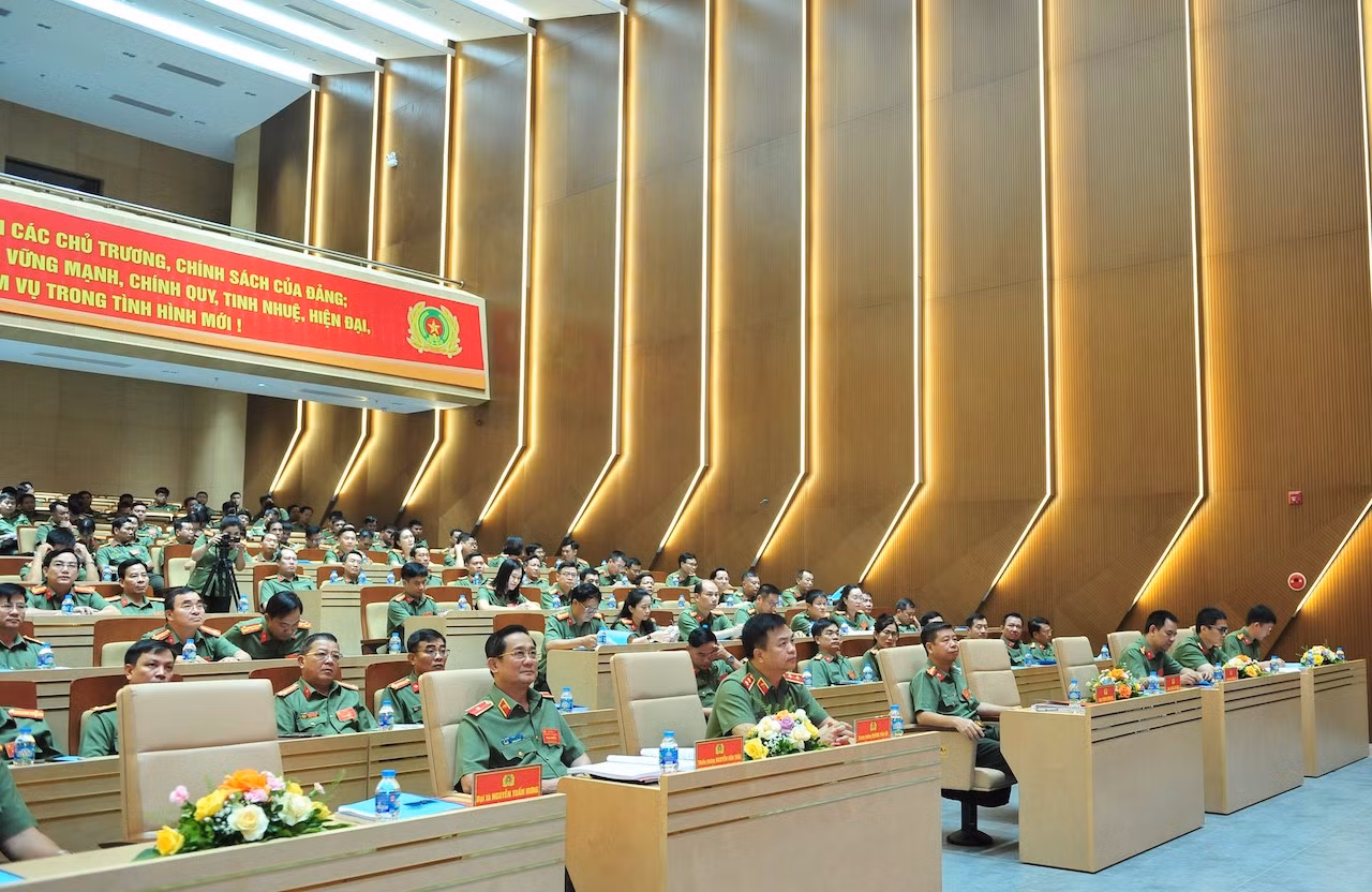 Lực lượng An ninh điều tra quán triệt quy định mới của pháp luật về công tác điều tra, xử lý tội phạm -0