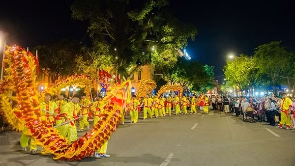 Tái hiện ký ức đẹp khi tìm về Trung thu truyền thống
