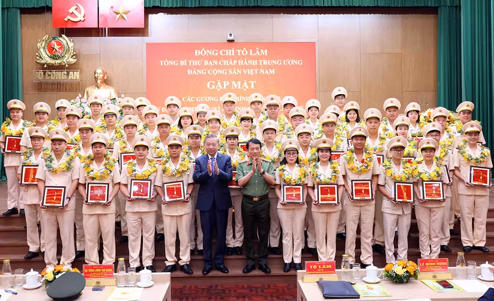 Kỳ Đại hội đổi mới toàn diện -0