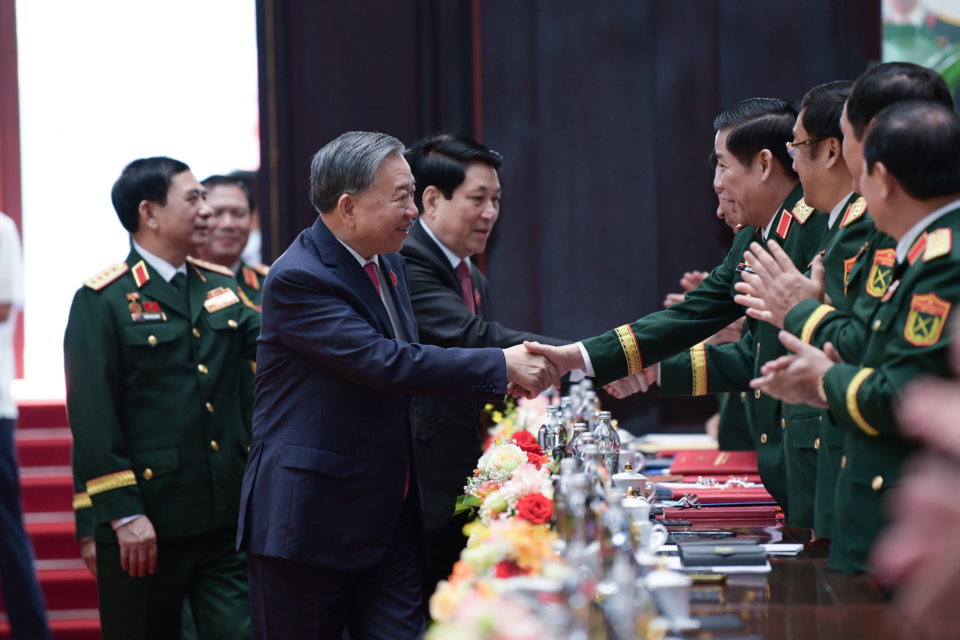 Tổng Bí thư và Chủ tịch nước dự Phiên bế mạc Đại hội Đảng bộ Quân đội lần thứ XII -0