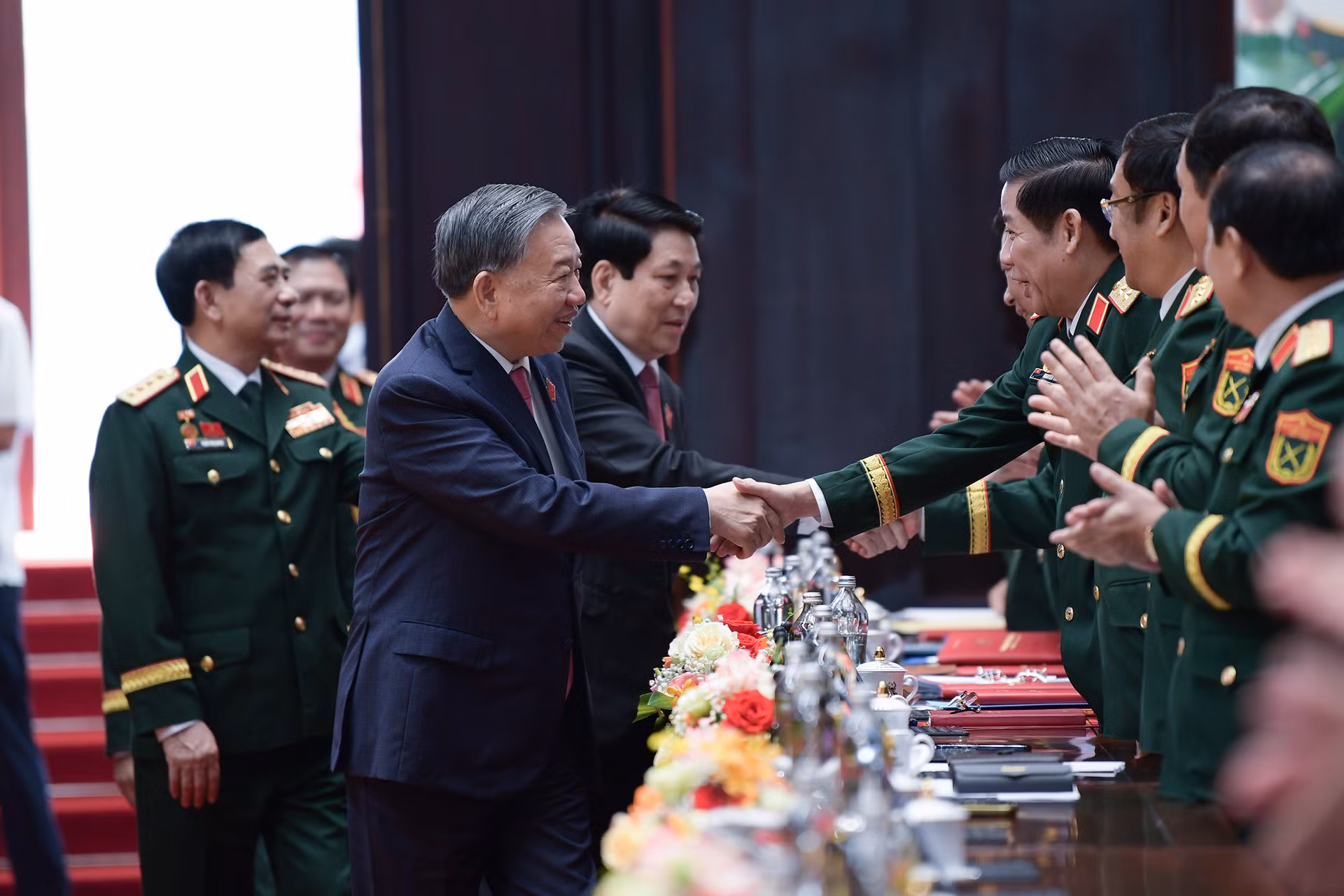 Tổng Bí thư và Chủ tịch nước dự Phiên bế mạc Đại hội Đảng bộ Quân đội lần thứ XII -0