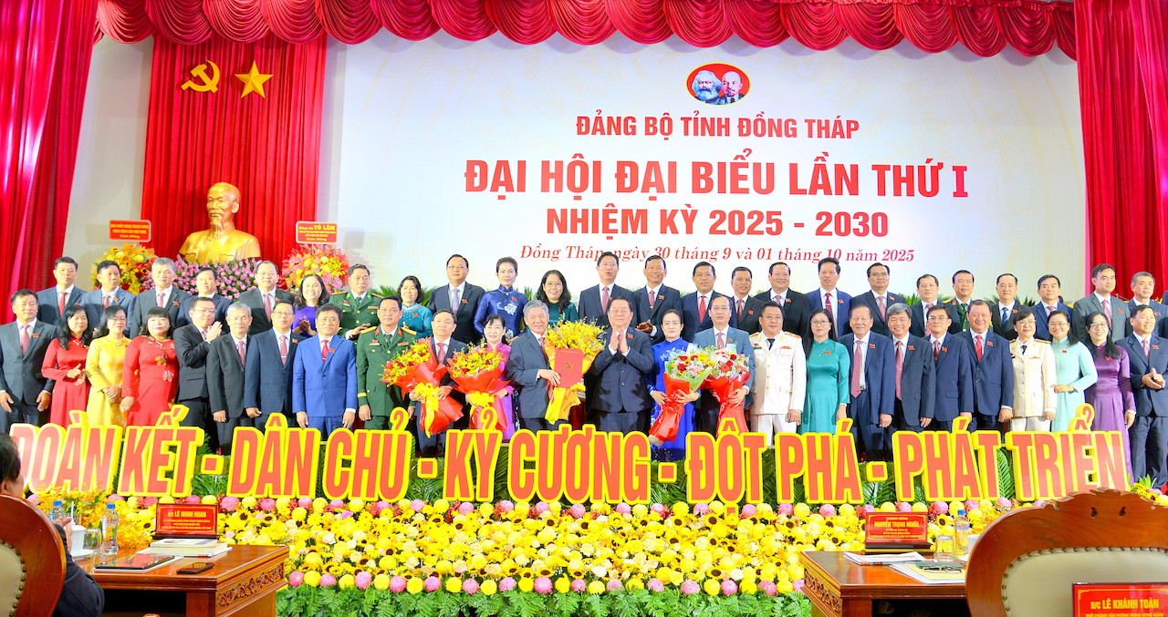 Đồng Tháp xây dựng đội ngũ cán bộ, lãnh đạo “có tâm, có tầm” -0
