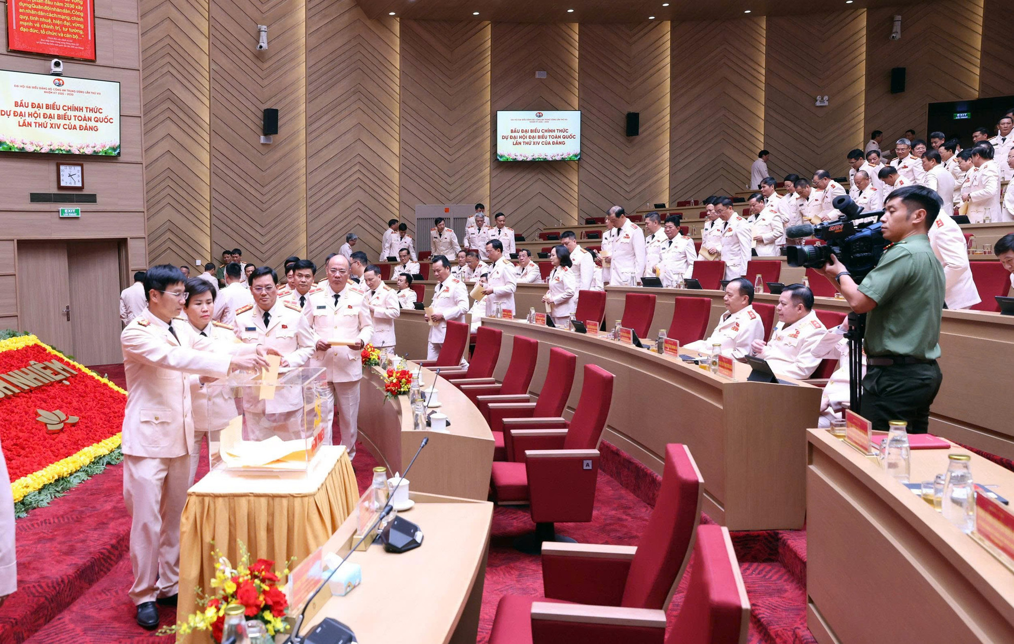 Bế mạc Đại hội đại biểu Đảng bộ Công an Trung ương lần thứ VIII -5