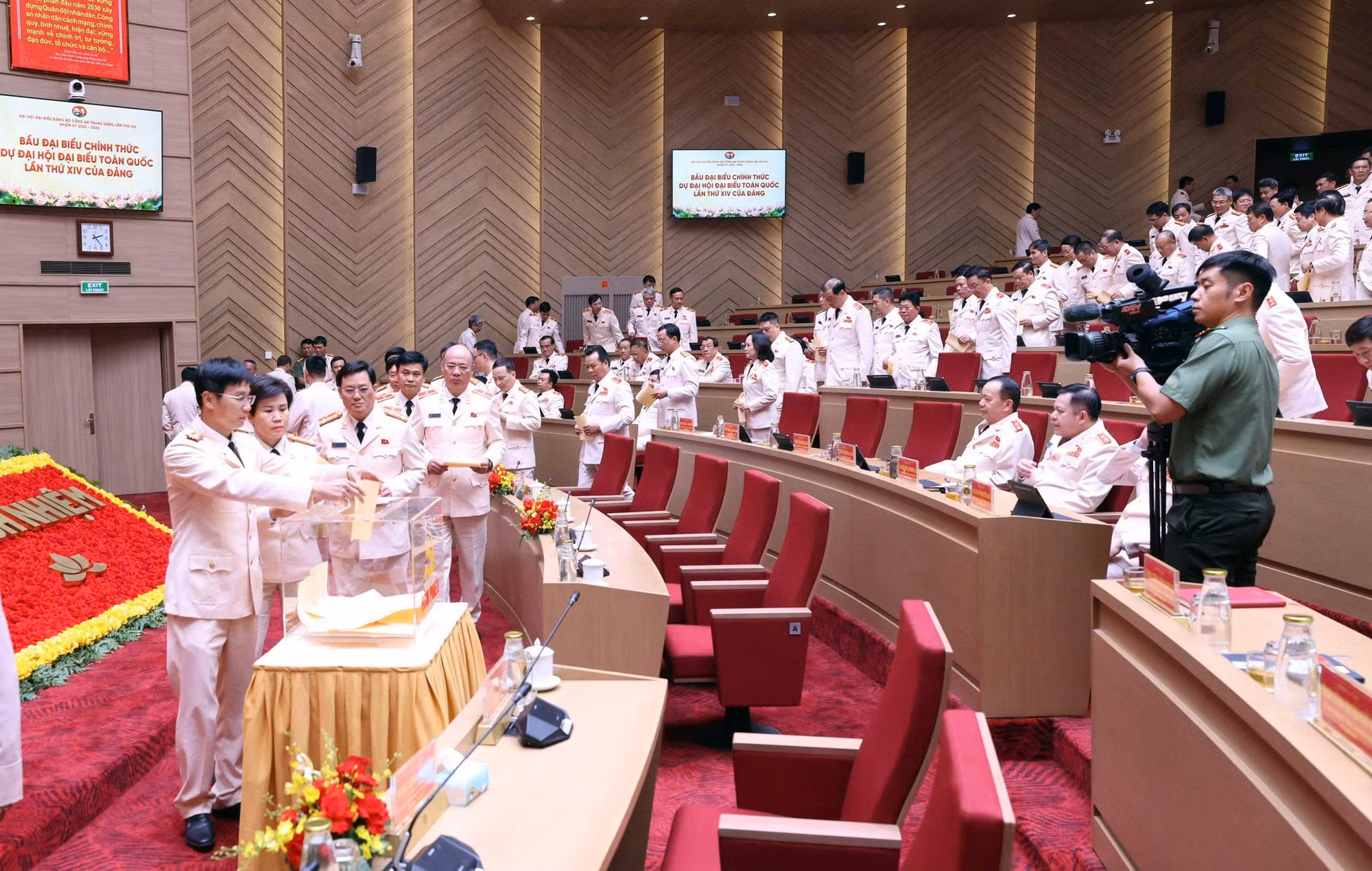 Bế mạc Đại hội đại biểu Đảng bộ Công an Trung ương lần thứ VIII -5