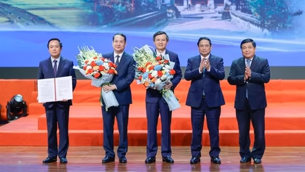 Thủ tướng chỉ rõ những "tài sản vô giá" để Ninh Bình bứt phá, phát triển nhanh, bền vững