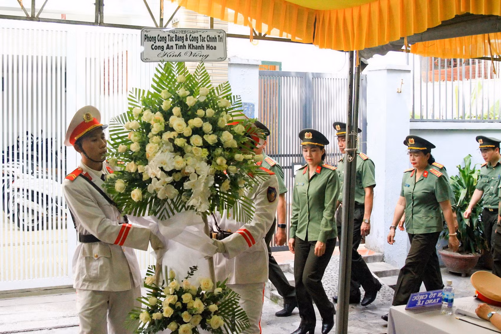 Tiếc thương Trung tá CSGT ngã xuống giữa thời bình -0