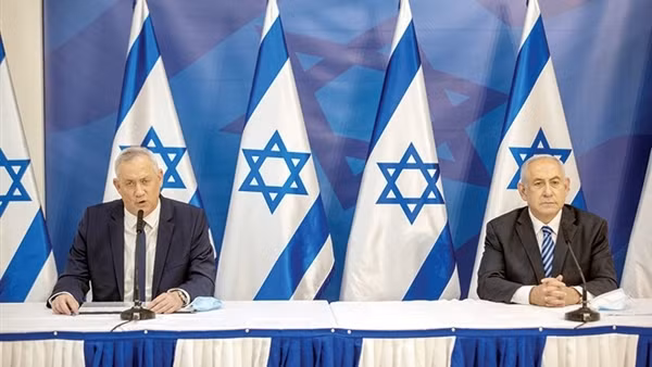 Sóng gió bủa vây Thủ tướng Israel