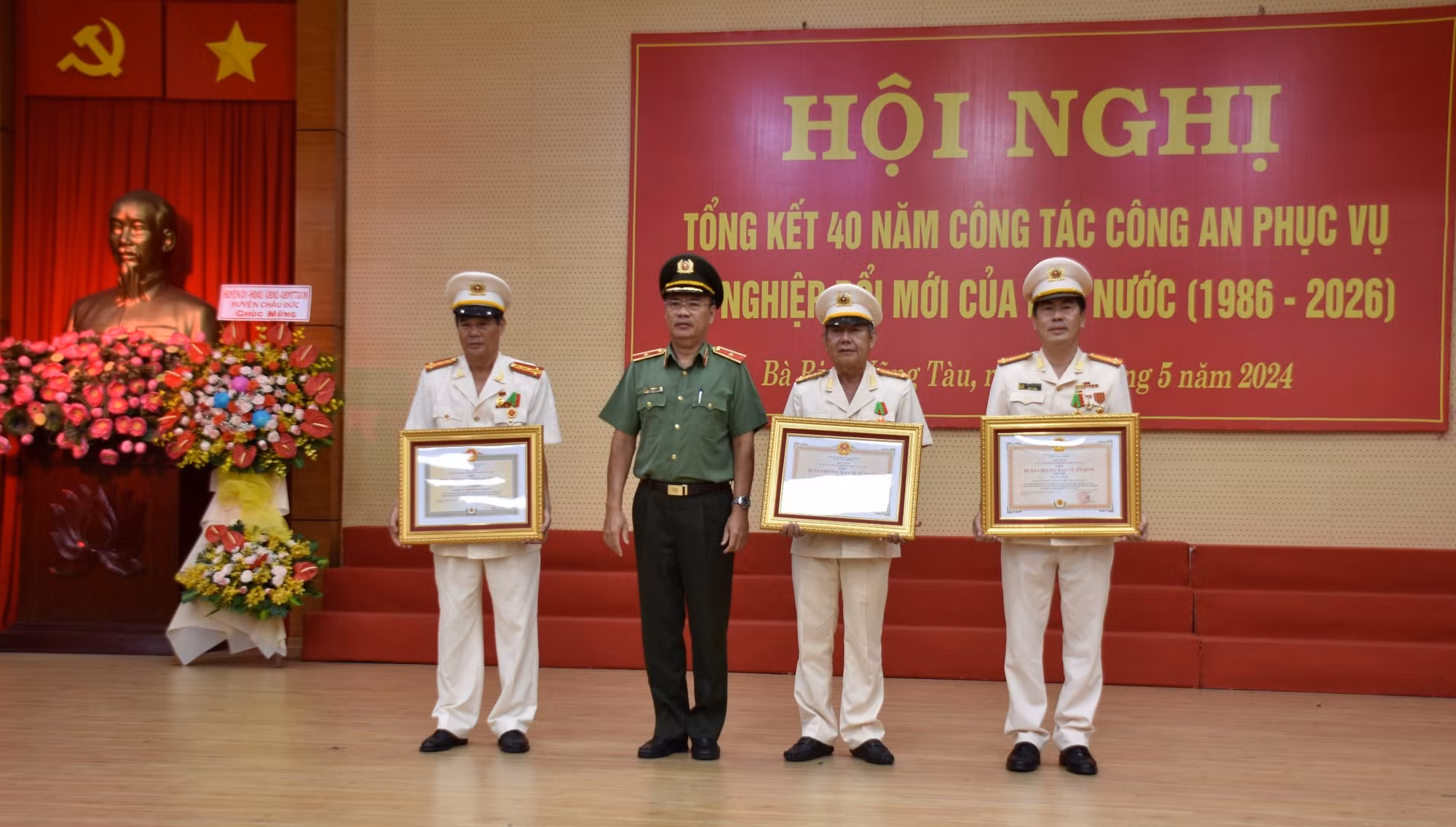 Công an tỉnh Bà Rịa-Vũng Tàu tổng kết 40 năm công tác Công an -0