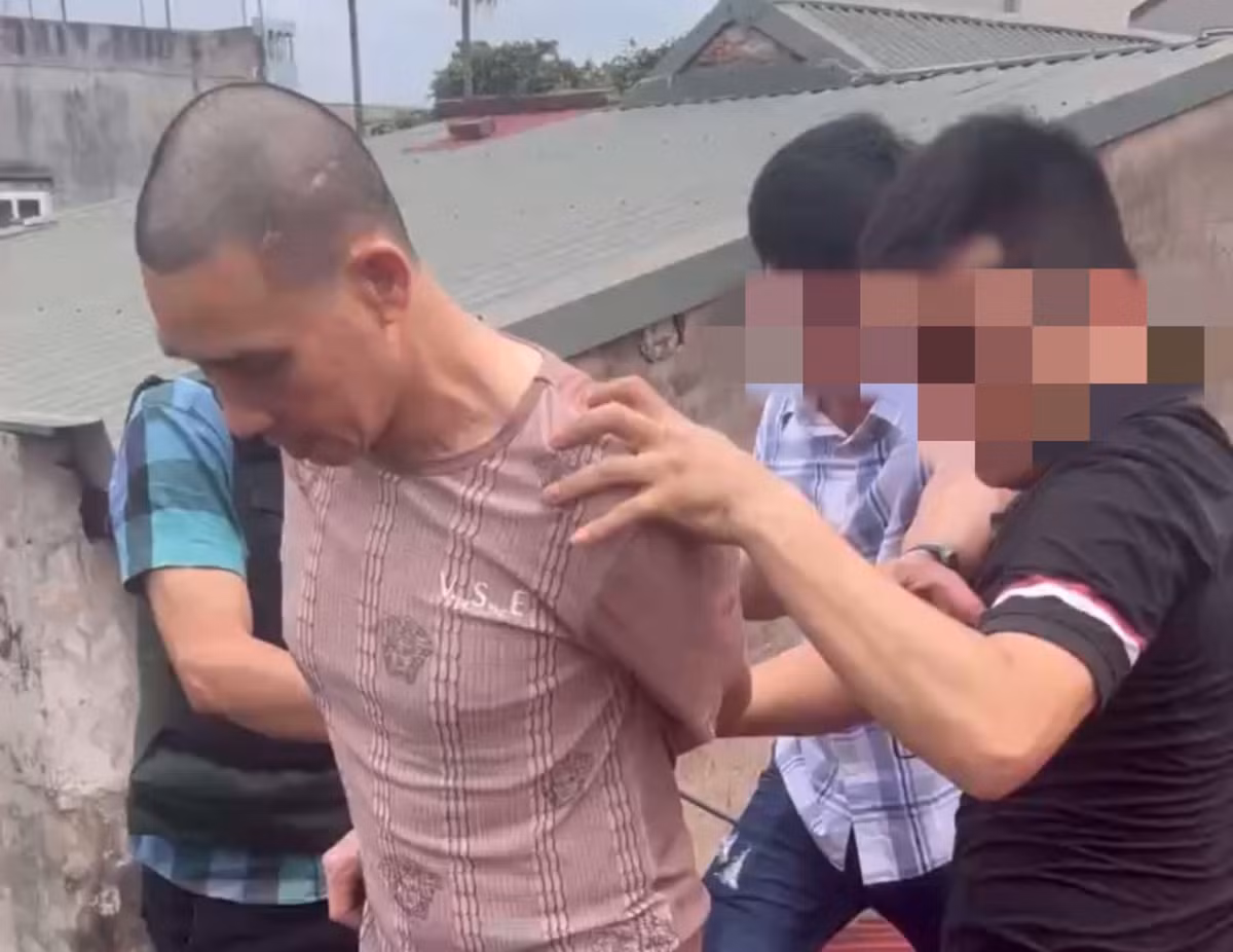 Về nhà mẹ đẻ sau 18 năm lẩn trốn truy nã thì bị bắt giữ -0
