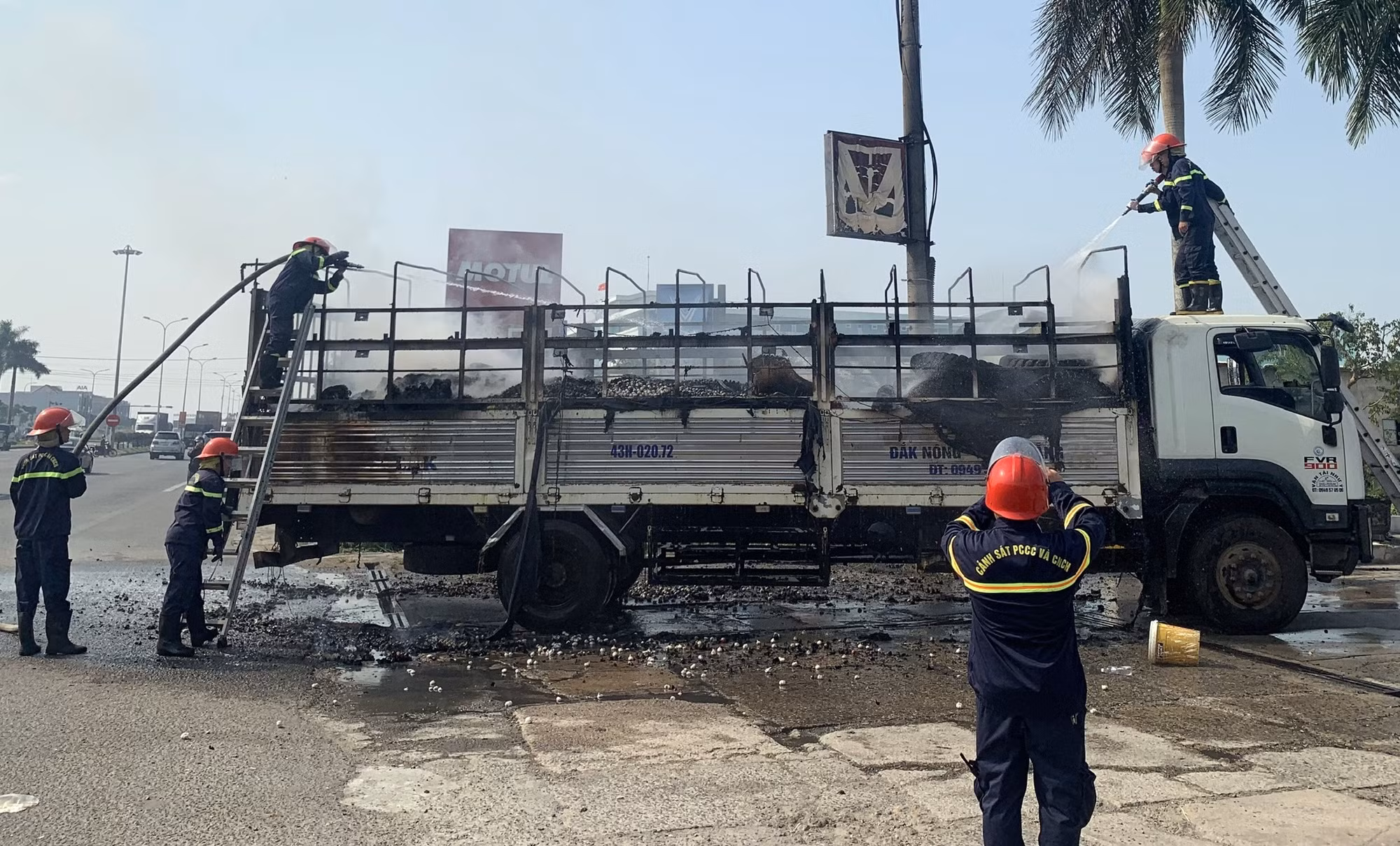Cảnh báo gia tăng các vụ cháy trong mùa nắng nóng -0
