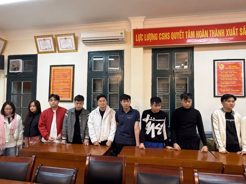 Thành lập công ty bình phong chiếm đoạt hơn 16 tỷ đồng -0