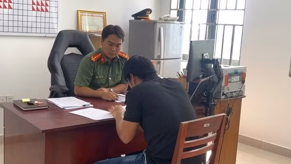 Xử phạt người đàn ông đăng bình luận sai sự thật, miệt thị Công an huyện