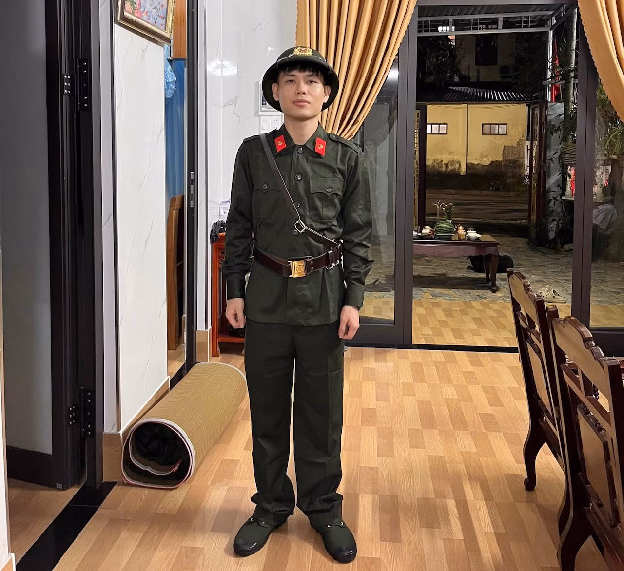 Những thanh niên ở đại ngàn Trường Sơn ước mơ khoác màu áo lính Công an -0