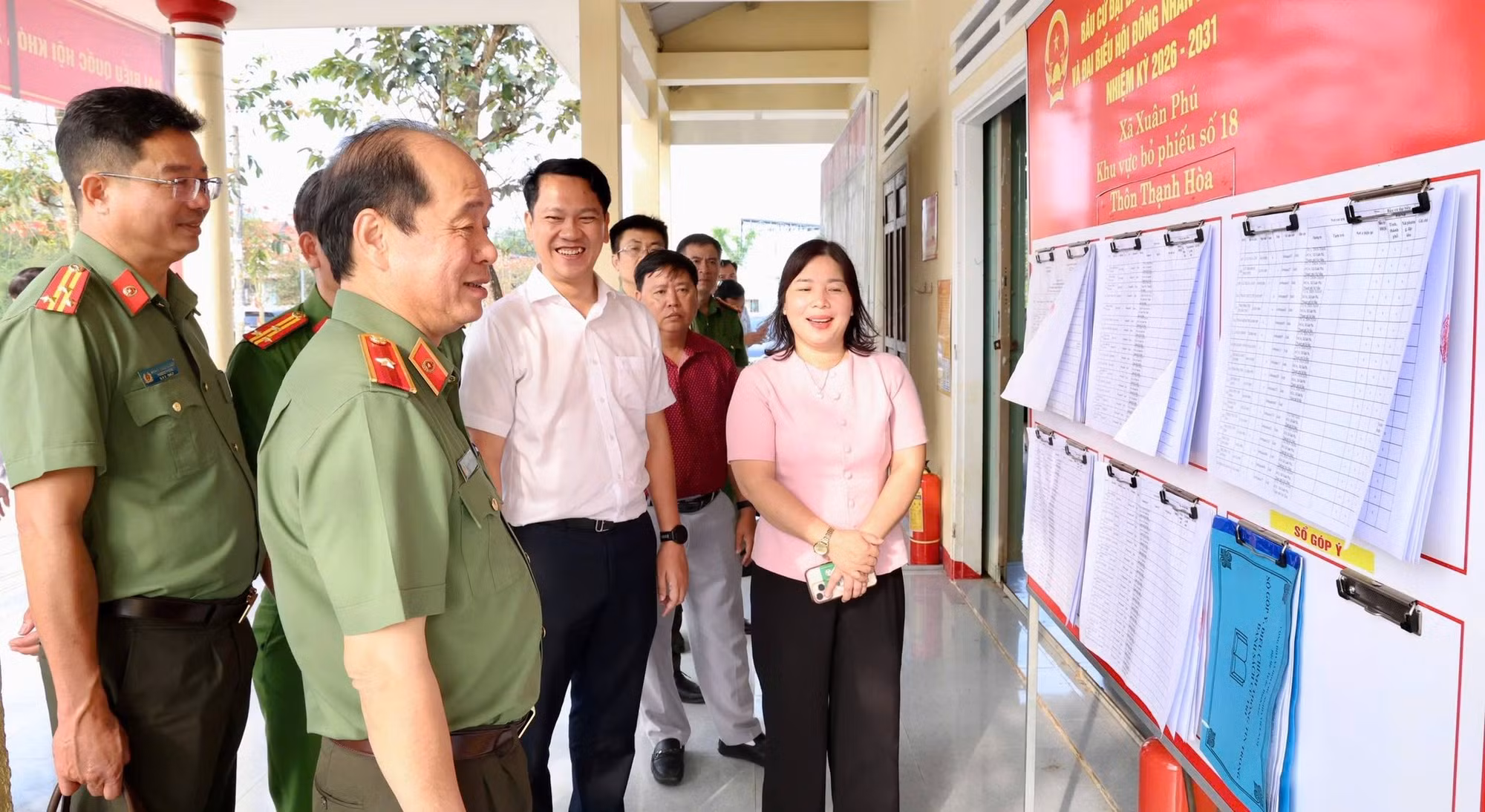 Giữ vững niềm tin cử tri từ hội nghị tiếp xúc đến từng điểm bỏ phiếu -0
